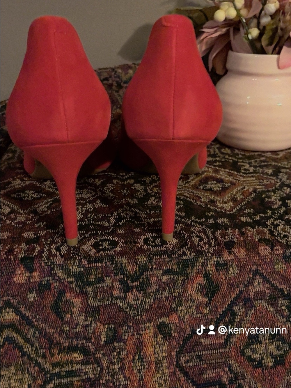 Alfani Classic Red Pointed-Toe Suede Pumps - Picture 3 of 4